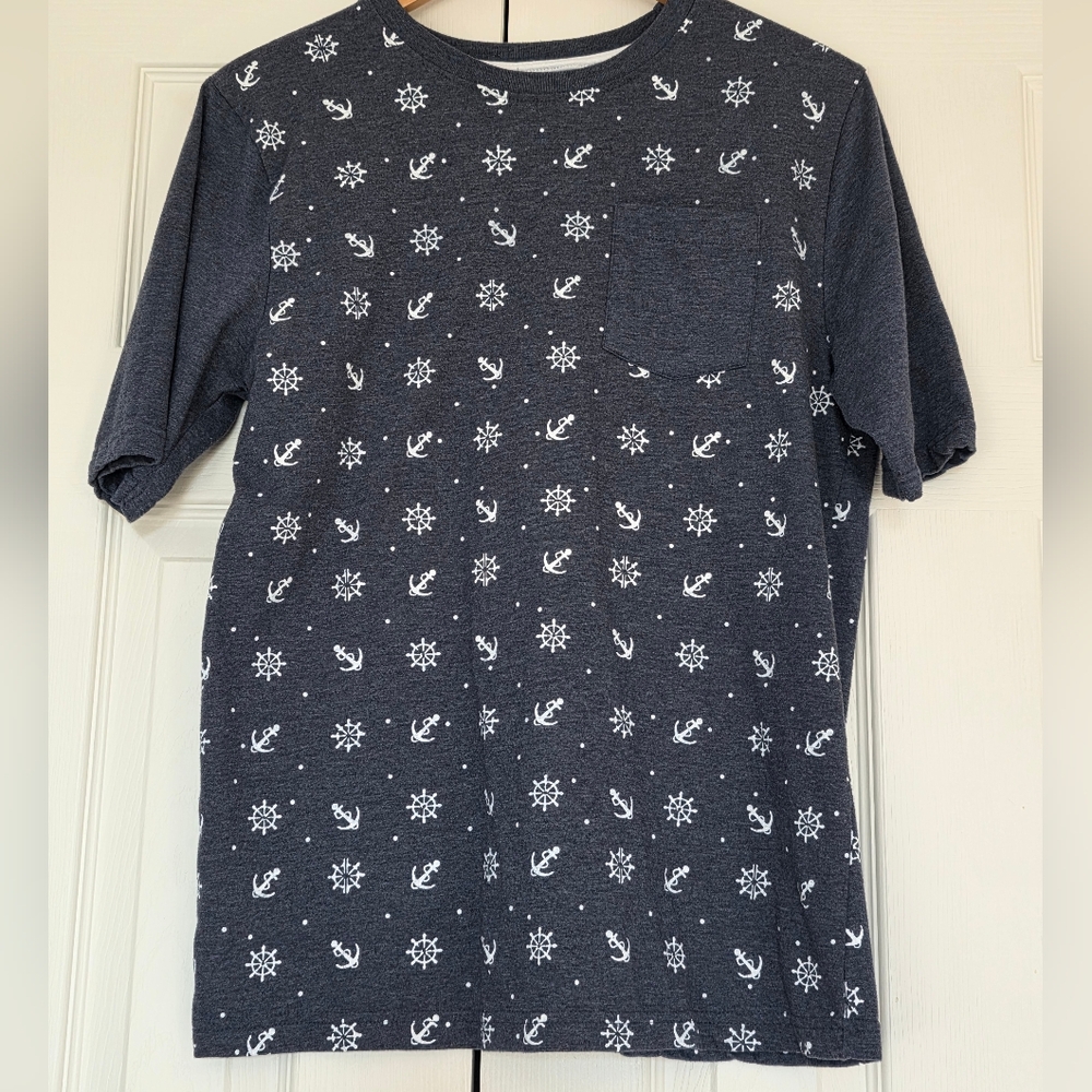 Broken Threads Mens Navy Nautical Anchor & Wheel Pocket Tee, Size L